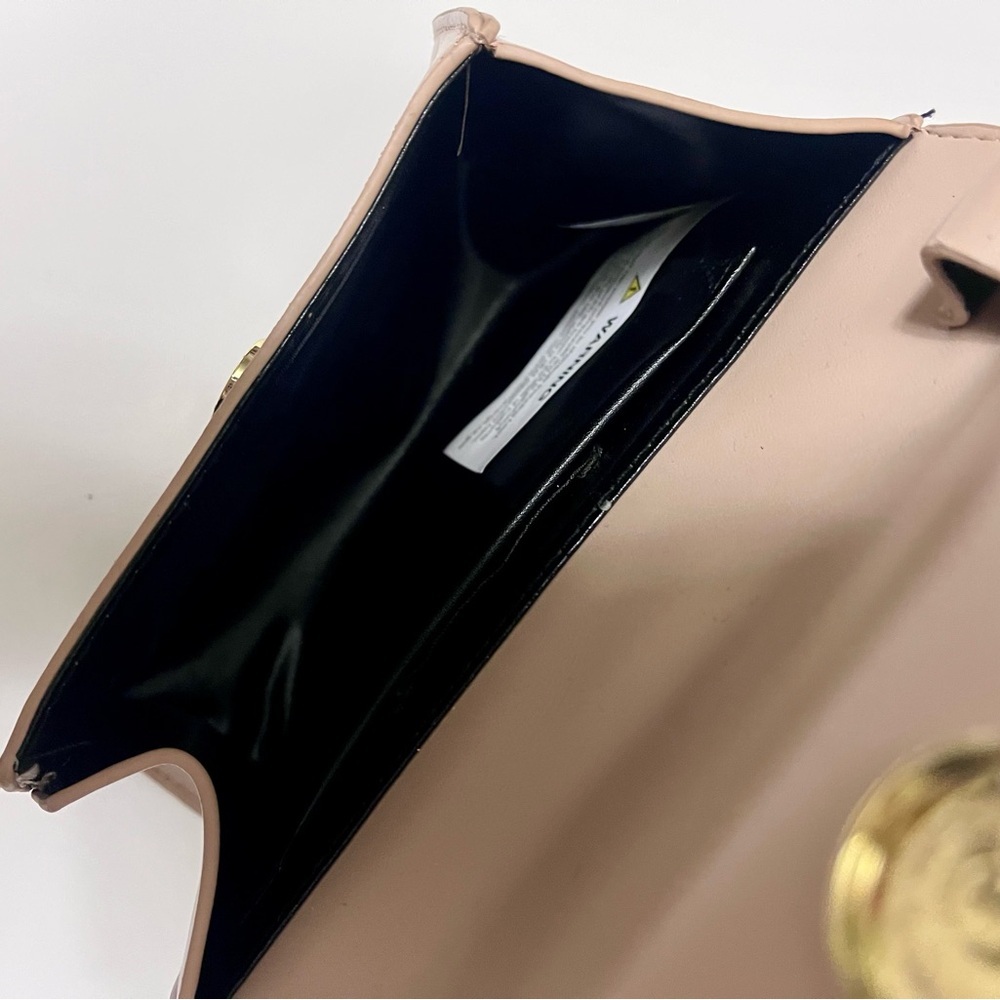 Elegant Tan Faux Leather Handbag - Picture 3 of 3